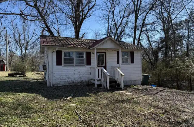 Distressed house in Lebanon Tennessee
